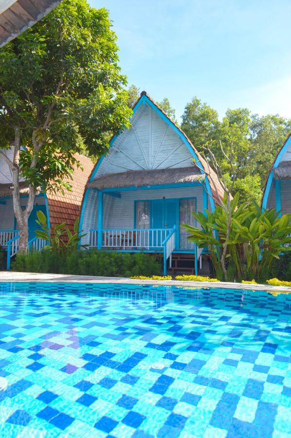 The Mg Villa & Spa Toyapakeh Buitenkant foto